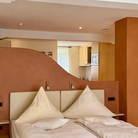 Szálloda Engelhard Garni Kirchheim am Ries