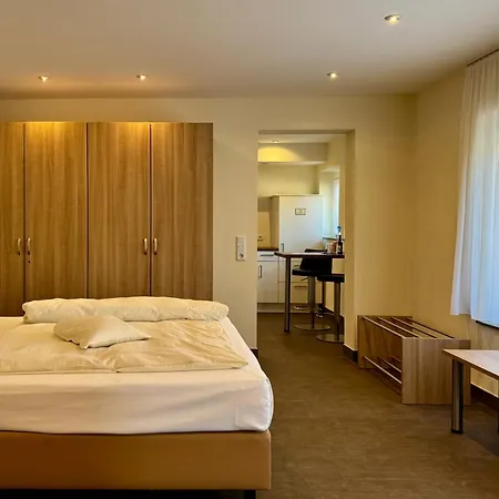 Engelhard Garni Hotel