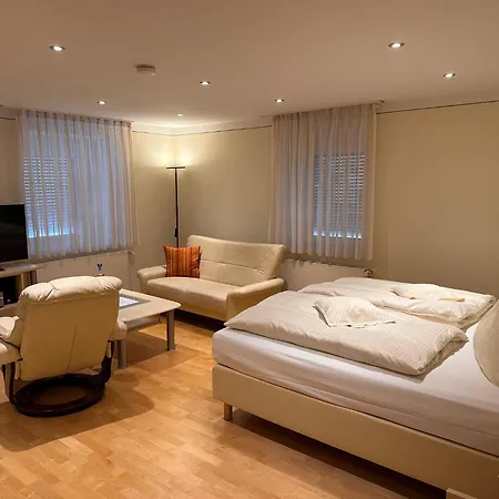 Szálloda Engelhard Garni Kirchheim am Ries