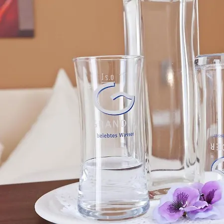 Engelhard Garni Hotel 4*