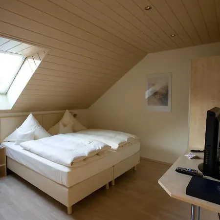 מלון Engelhard Garni